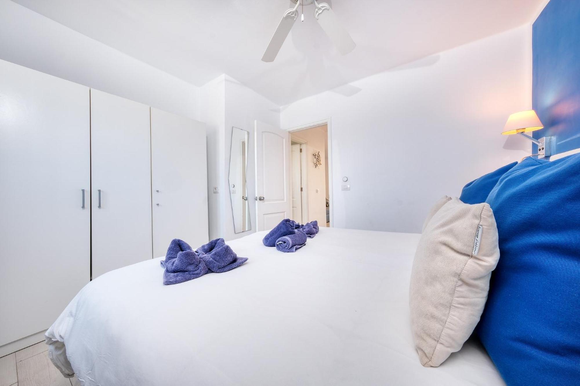 Apartment La Vela Azul -Pool & Tennis - Free Ac &Good Wifi- Smart Tv بويرتو ذيل كارمين المظهر الخارجي الصورة