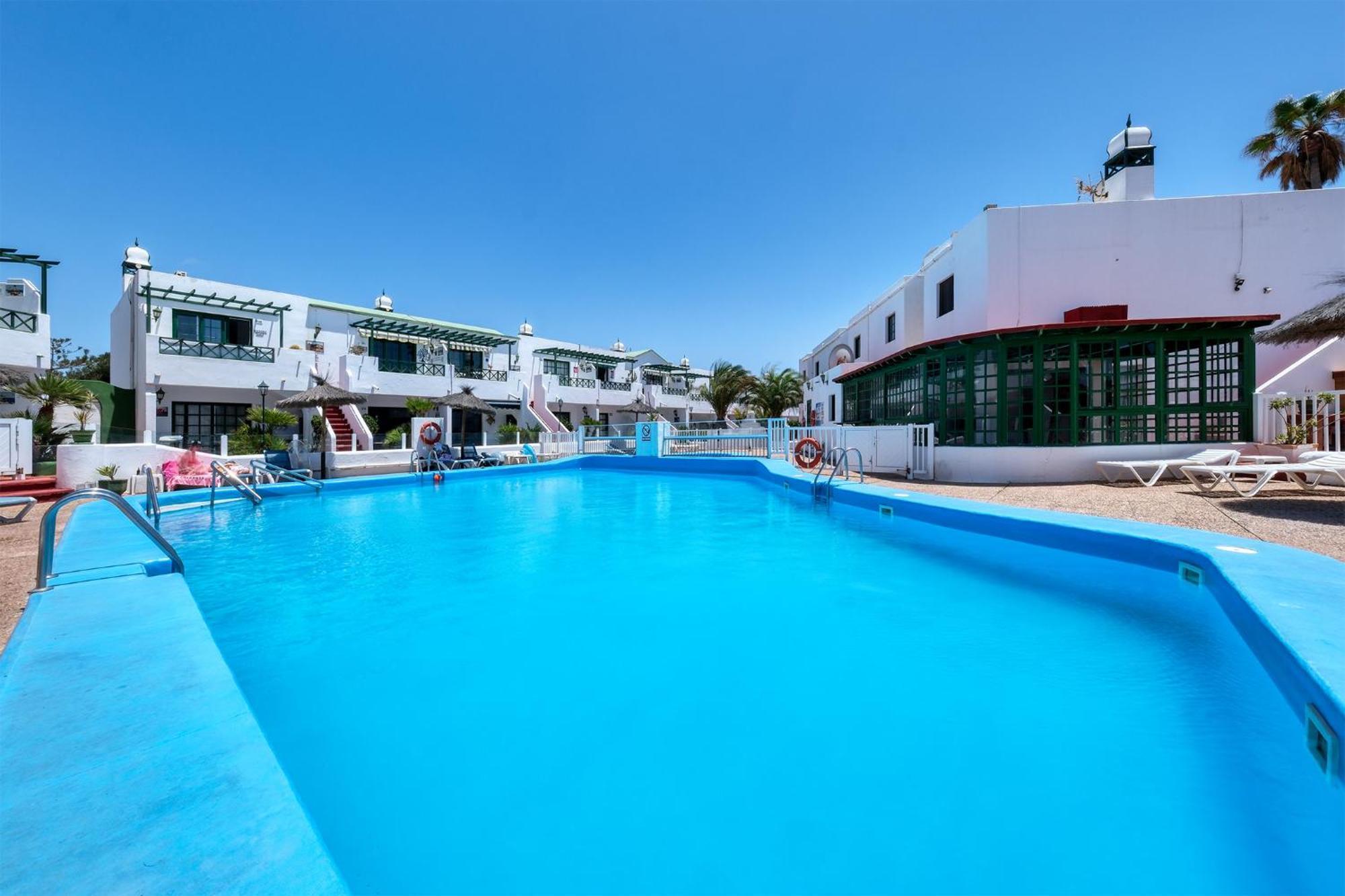 Apartment La Vela Azul -Pool & Tennis - Free Ac &Good Wifi- Smart Tv بويرتو ذيل كارمين المظهر الخارجي الصورة